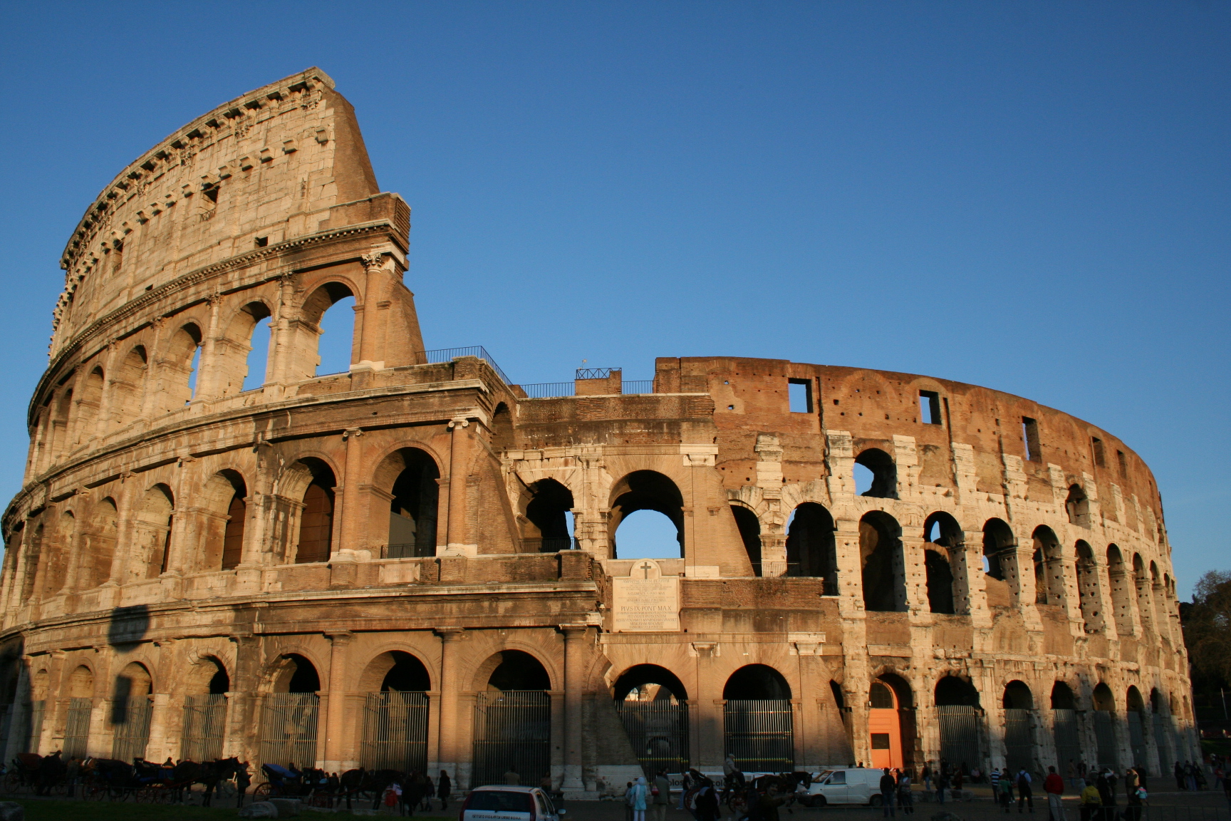 Colosseum Romes Amphitheater